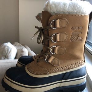 Sorel Caribou Boots - Size 6